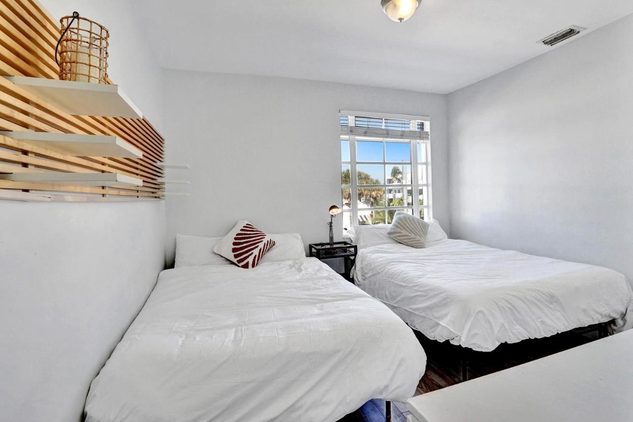 Luxe 2Br1Bath South Beach 1 Min Walk From Ocean Майами-Бич Экстерьер фото